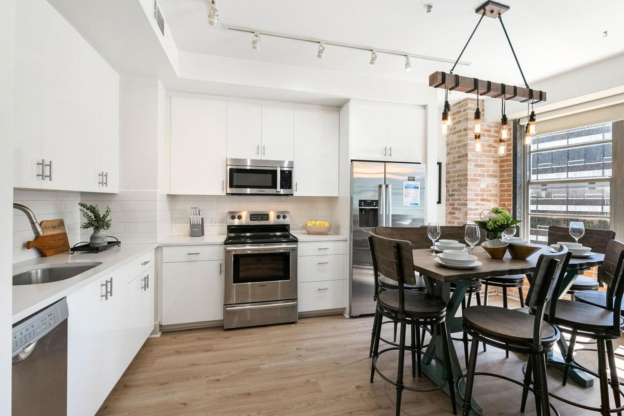 Modern & Fully Furnished Apartments In The Heart Of The City New Orleans Exterior foto